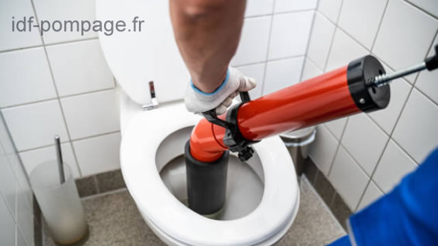 Débouchage WC à Paris et en Île-de-France : tarifs 24h/7j